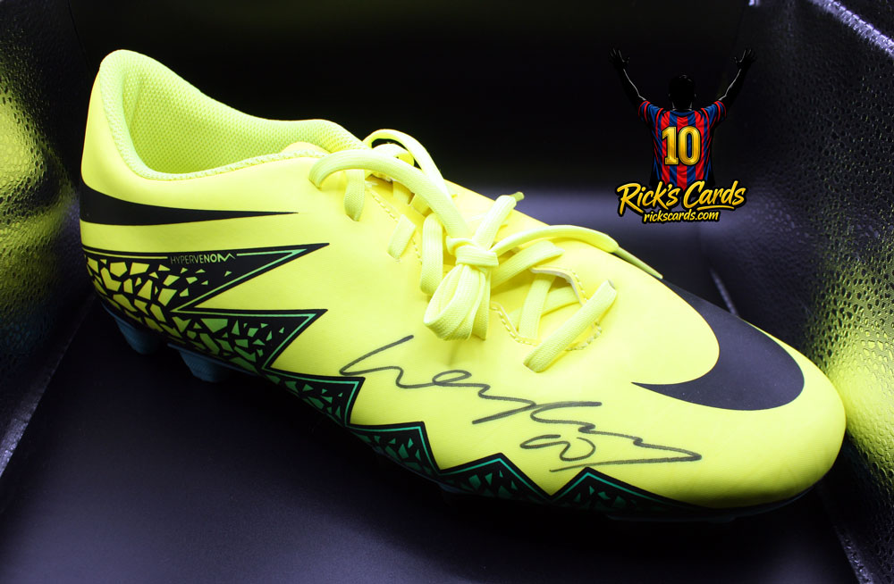 2017 Wayne Rooney Autographed Green Nike Hypervenom Phade Boot