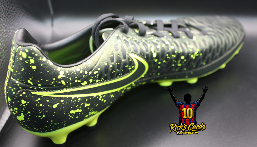 cleats_1049.jpg